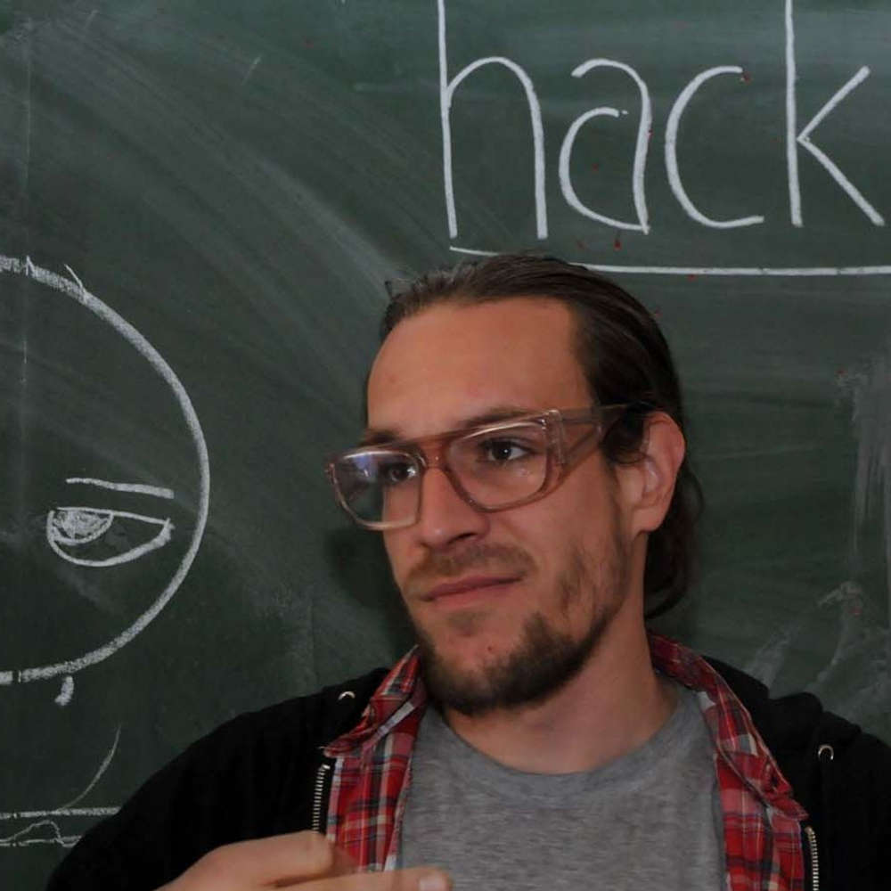 Marc Dusseiller: Bakterien und Elektronik - mit Hackteria