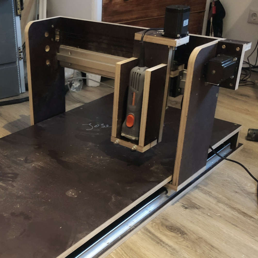 WRP #24: DIY CNC mit Joe (und Rosie)