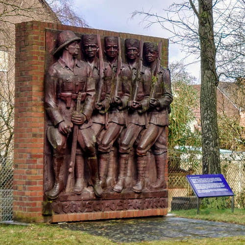 Tansania: Kreuzweg ostafrikanischer und deutscher Geschichte